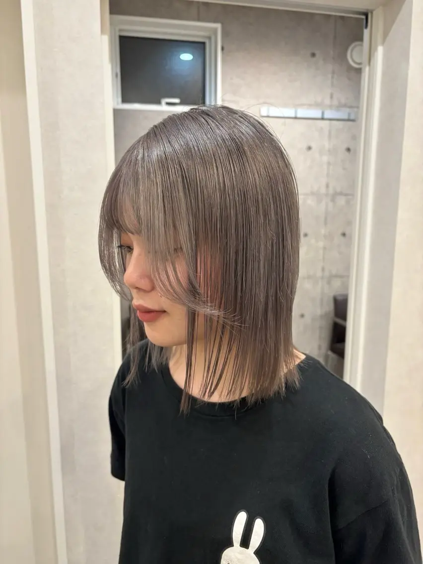 カラー 金木 凜花のヘアスタイル