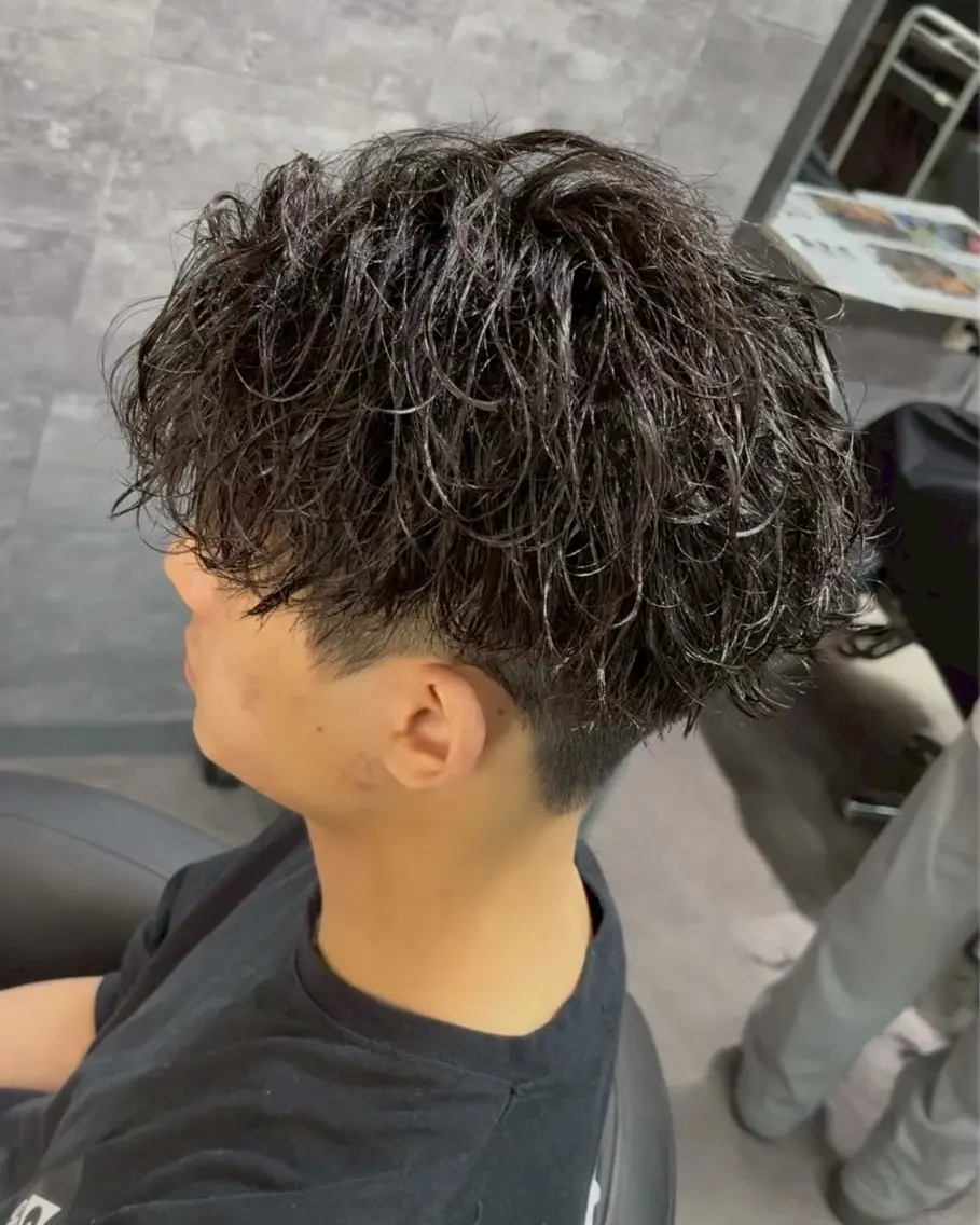 ショート パーマ メンズ カット パーマ 石田 大成のヘアスタイル