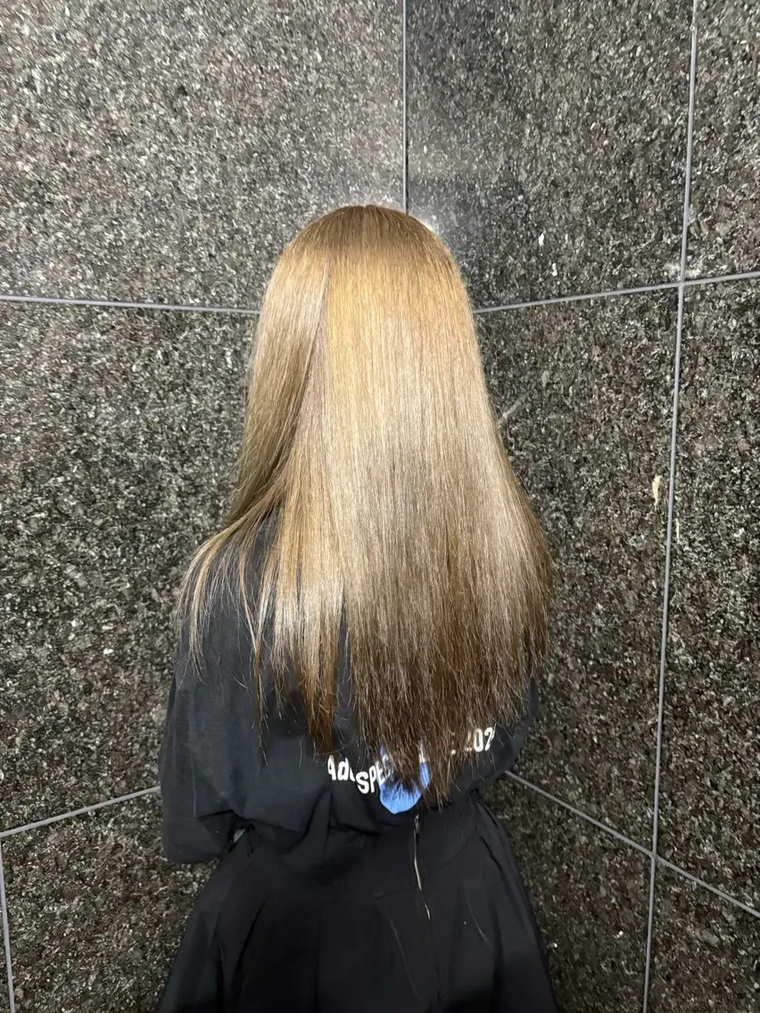 ロング カラー ヘアカラー 野口 楓華のヘアスタイル