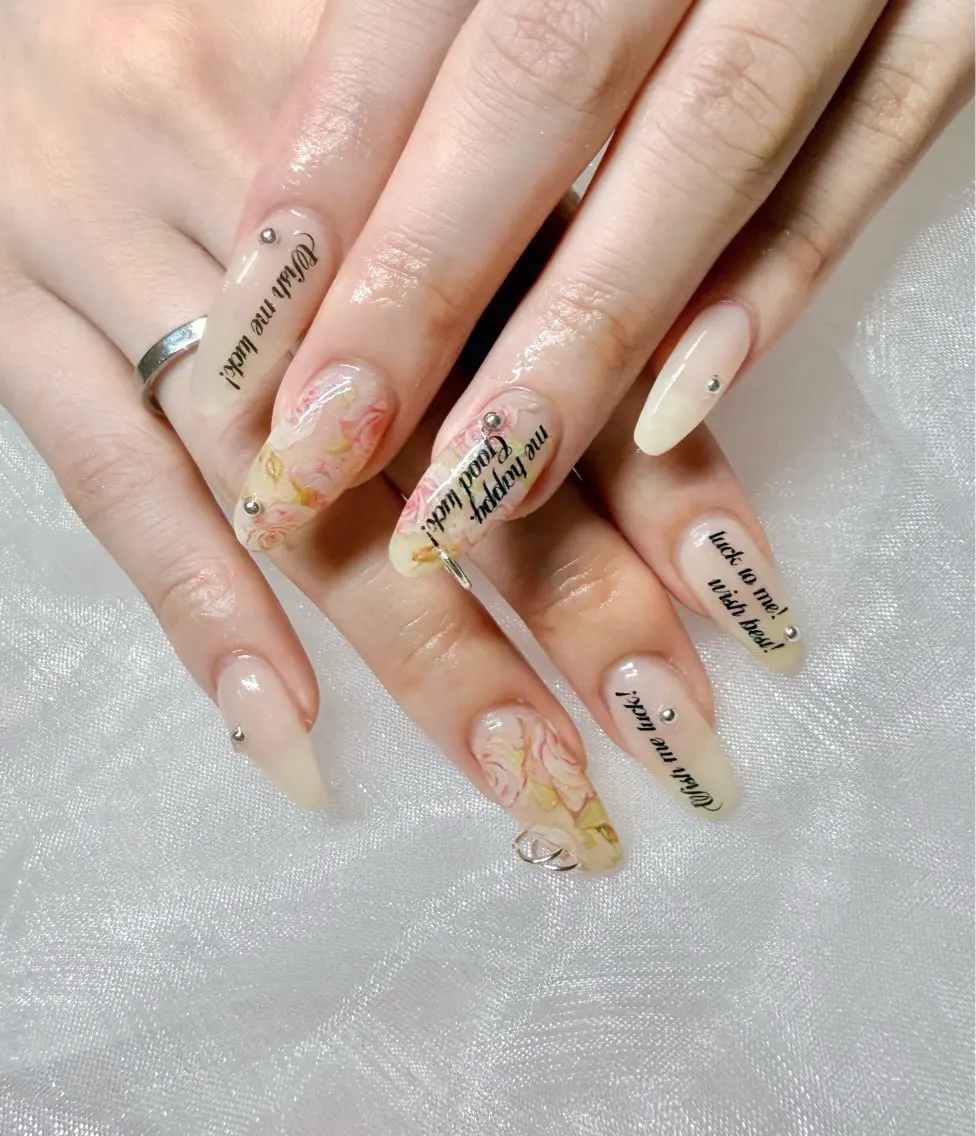 ネイル ハンドネイル CHARME 🤎〔RINA〕のネイルデザイン