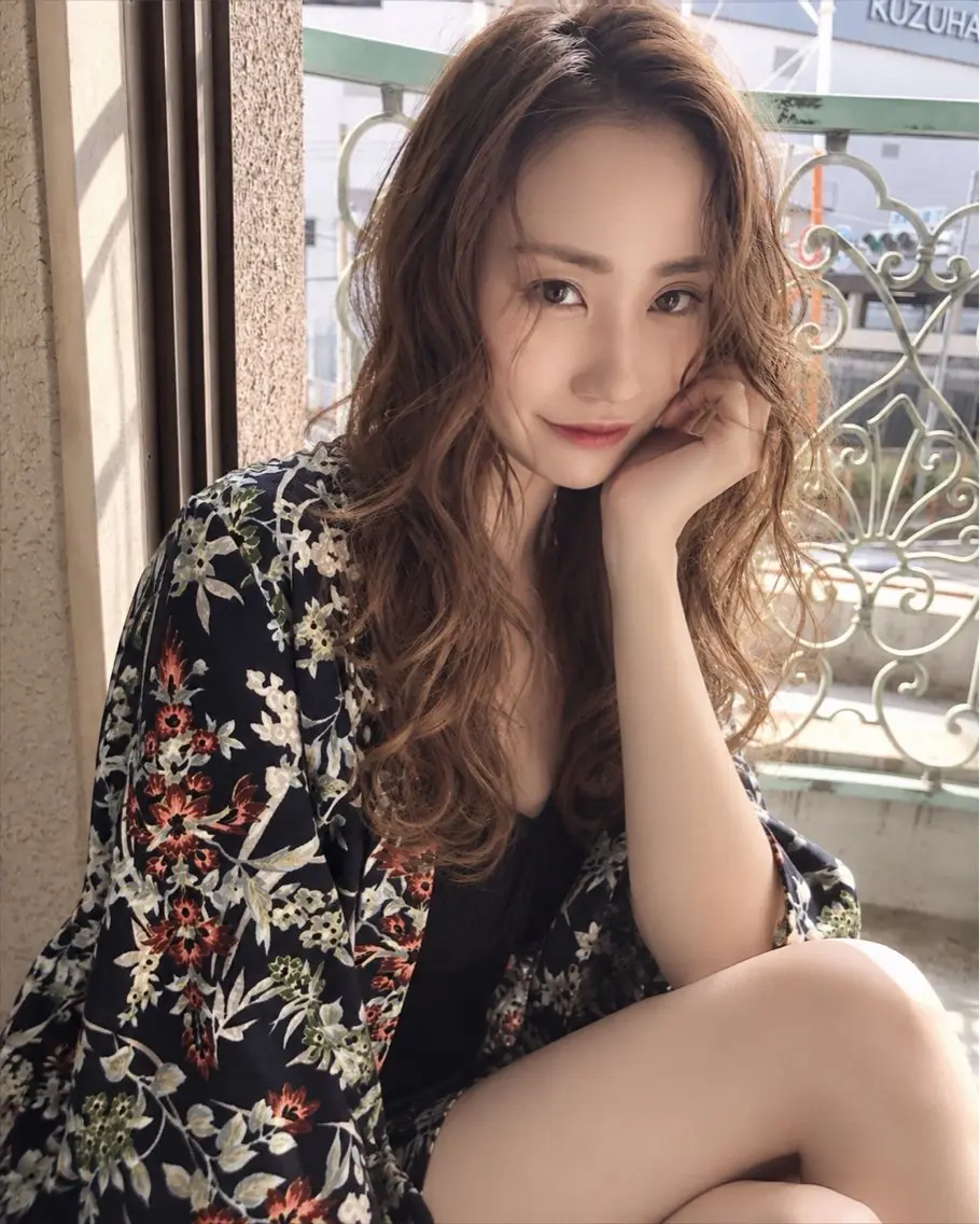 セミロング カラー ベージュカラー ブラウンカラー カット ヘアカラー トリートメント Grow by NYNY 打越裕樹のヘアスタイル