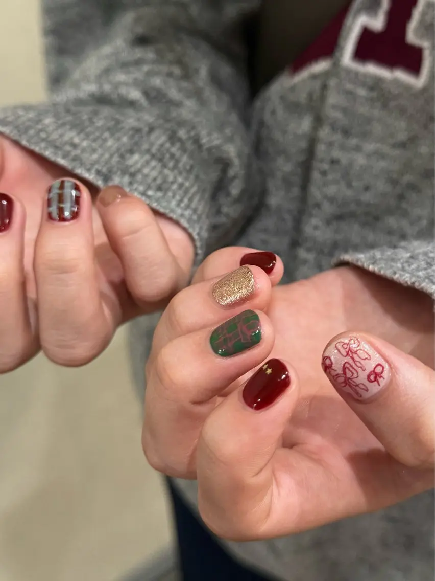 ネイル ハンドネイル kanami 🍒⸝⋆のネイルデザイン