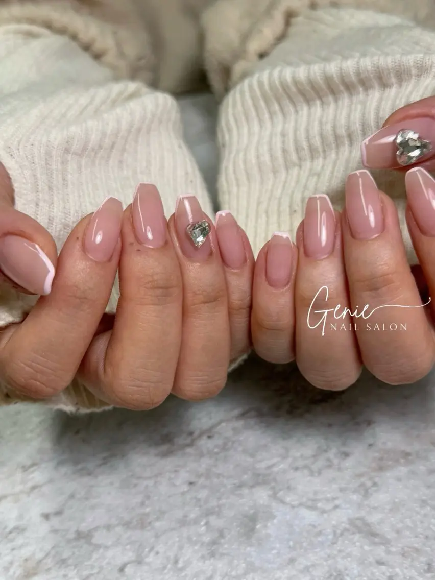 ネイル フレンチネイル ハート ハンドネイル Nail salon Genieのネイルデザイン