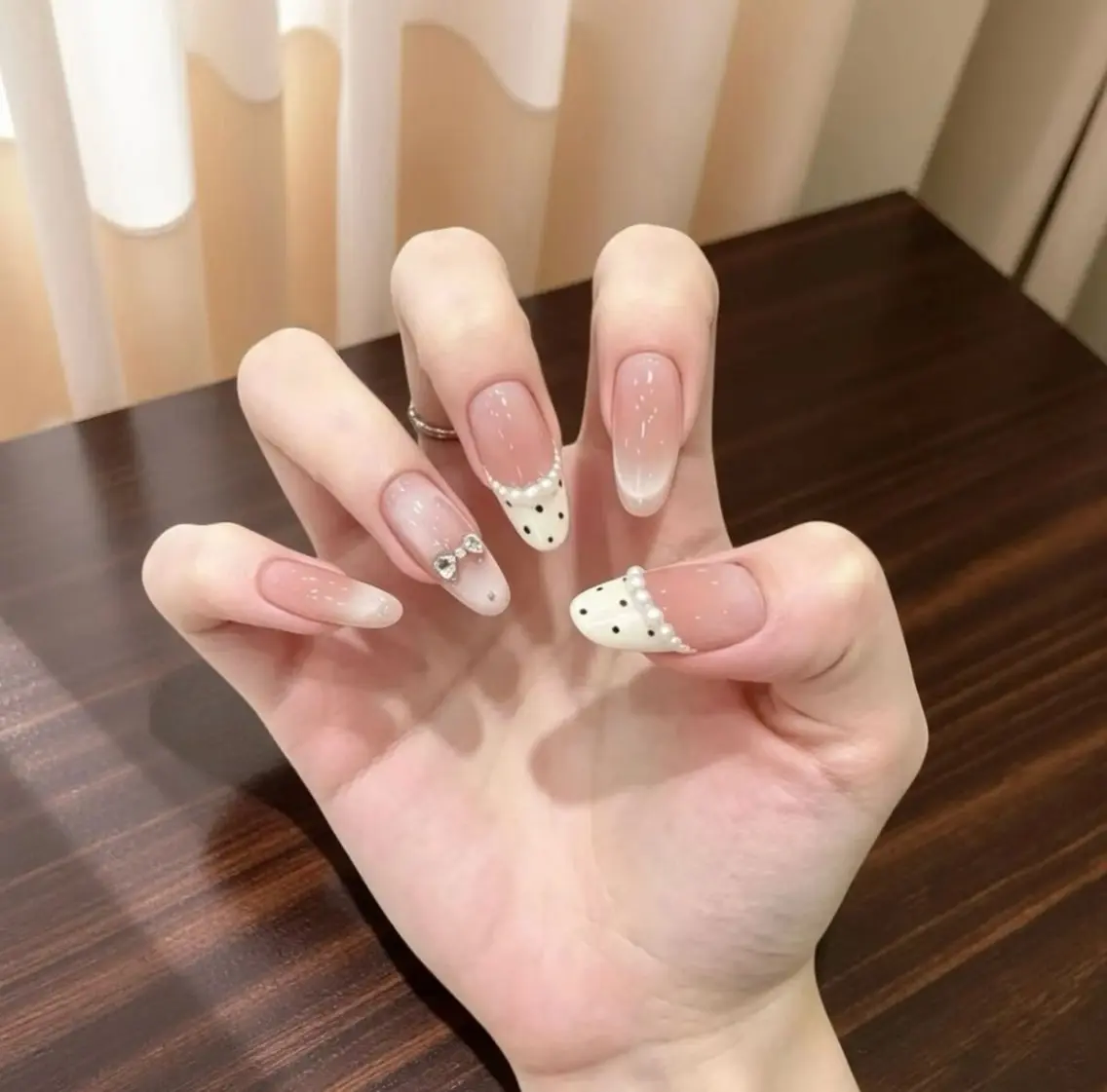 ネイル ハンドネイル H3 Nail Tsuki🦋💙のネイルデザイン