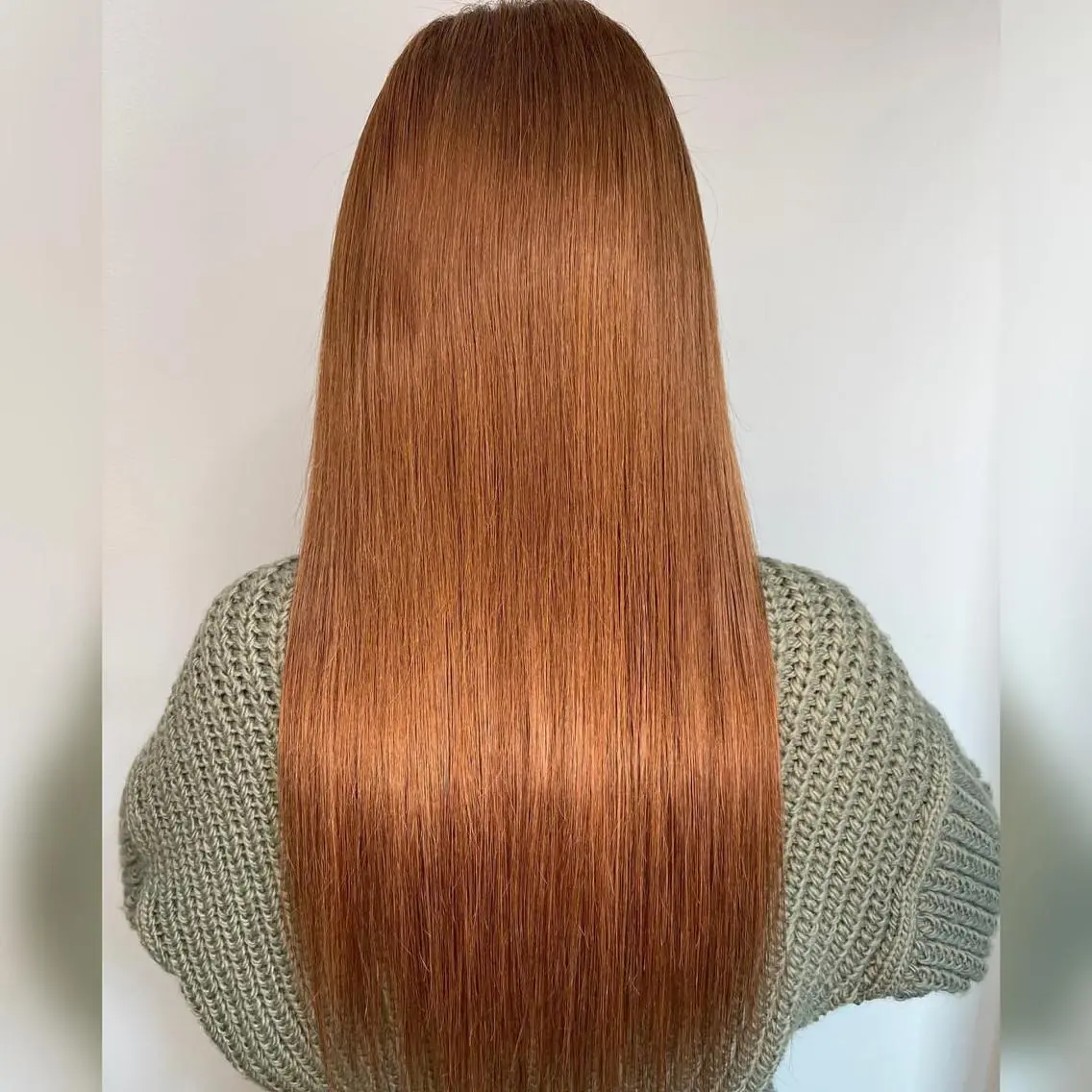 ロング 小笠原 菜緒のヘアスタイル