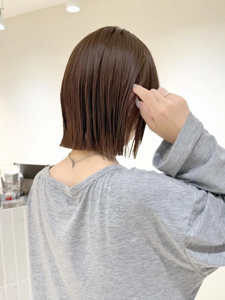 ショート 切りっぱなしボブ ボブ 縮毛矯正 カット 縮毛矯正 縮毛矯正×ボブ🥣 オイカワ レイのヘアスタイル
