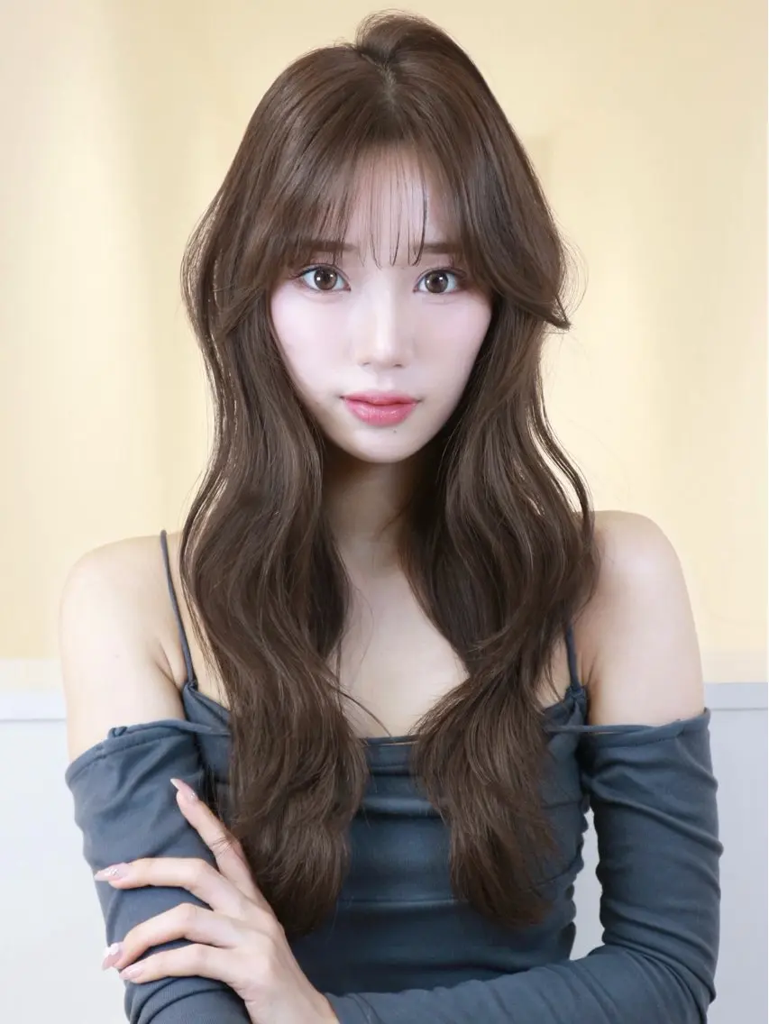 ロング くびれヘア 顔周りカット ハイレイヤー 髪質改善 韓国風ヘア リコ ハッシュカット 韓国レイヤーのヘアスタイル