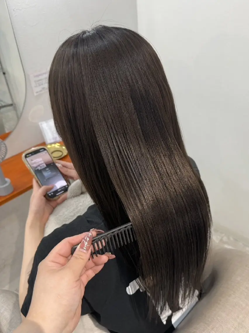 ロング ヘアカラー トリートメント piLLon 心斎橋のヘアスタイル
