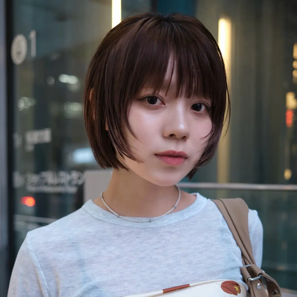 ショート カラー ボブ 顔まわりレイヤー レイヤーカット カット ヘアカラー トリートメント 東山 涼嘉のヘアスタイル