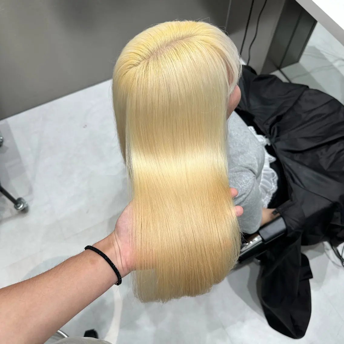 ミディアム カラー ヘアカラー 💫艶ハイトーン×髪 質改善💫リュウトのヘアスタイル