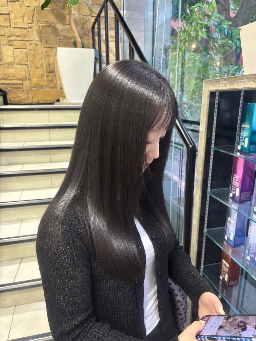 ロング ヘアカラー 透明感/艶カラー カイリ💕🫧のヘアスタイル