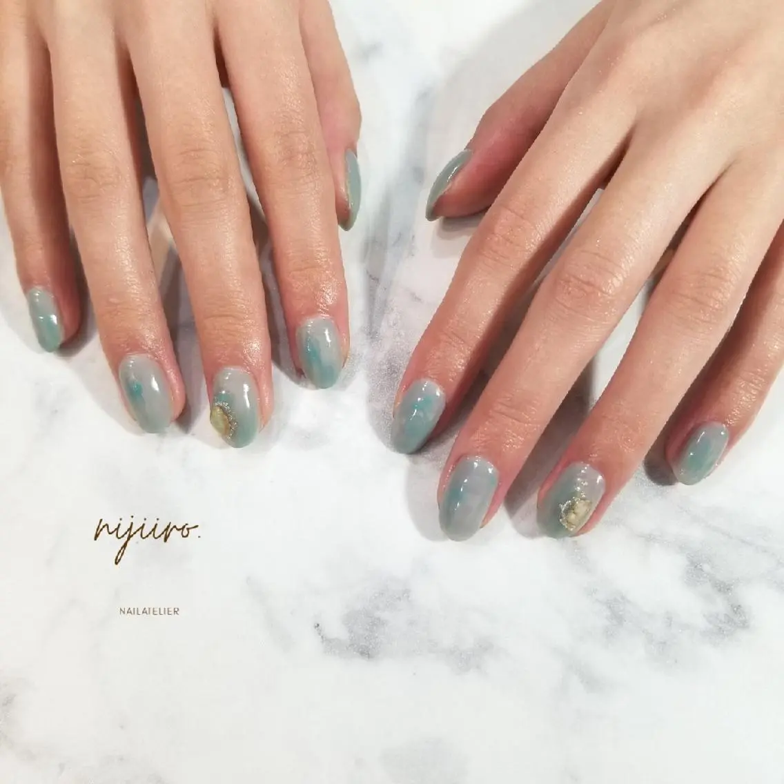 ネイル ブルー ニュアンスネイル ハンドネイル nijiiro🌈 サトウのネイルデザイン