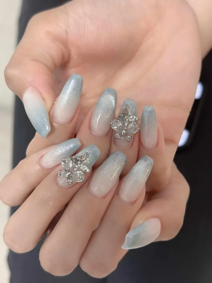 ネイル フレンチネイル ジェルネイル ガラスフレンチ ハロウィン ハート H.baby Nail Salonのネイルデザイン