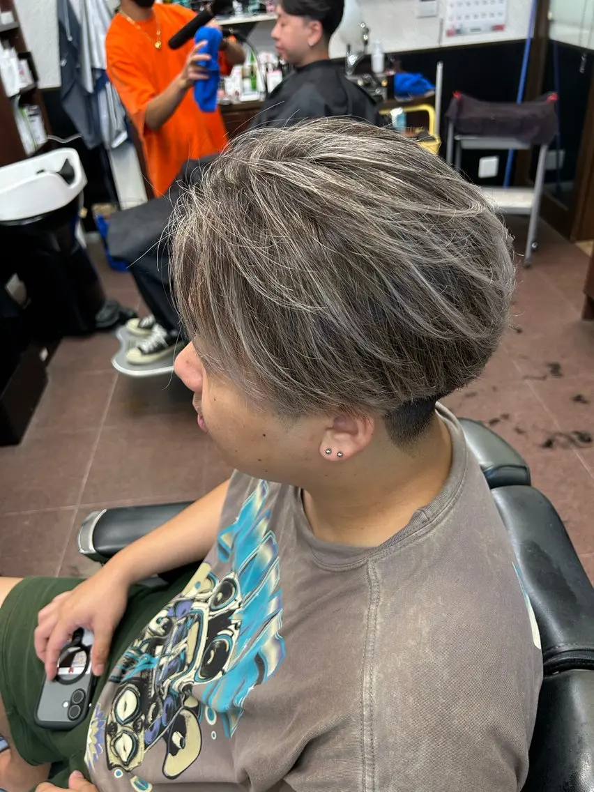 カラー メンズ ヘアカラー 河野 敬之のヘアスタイル