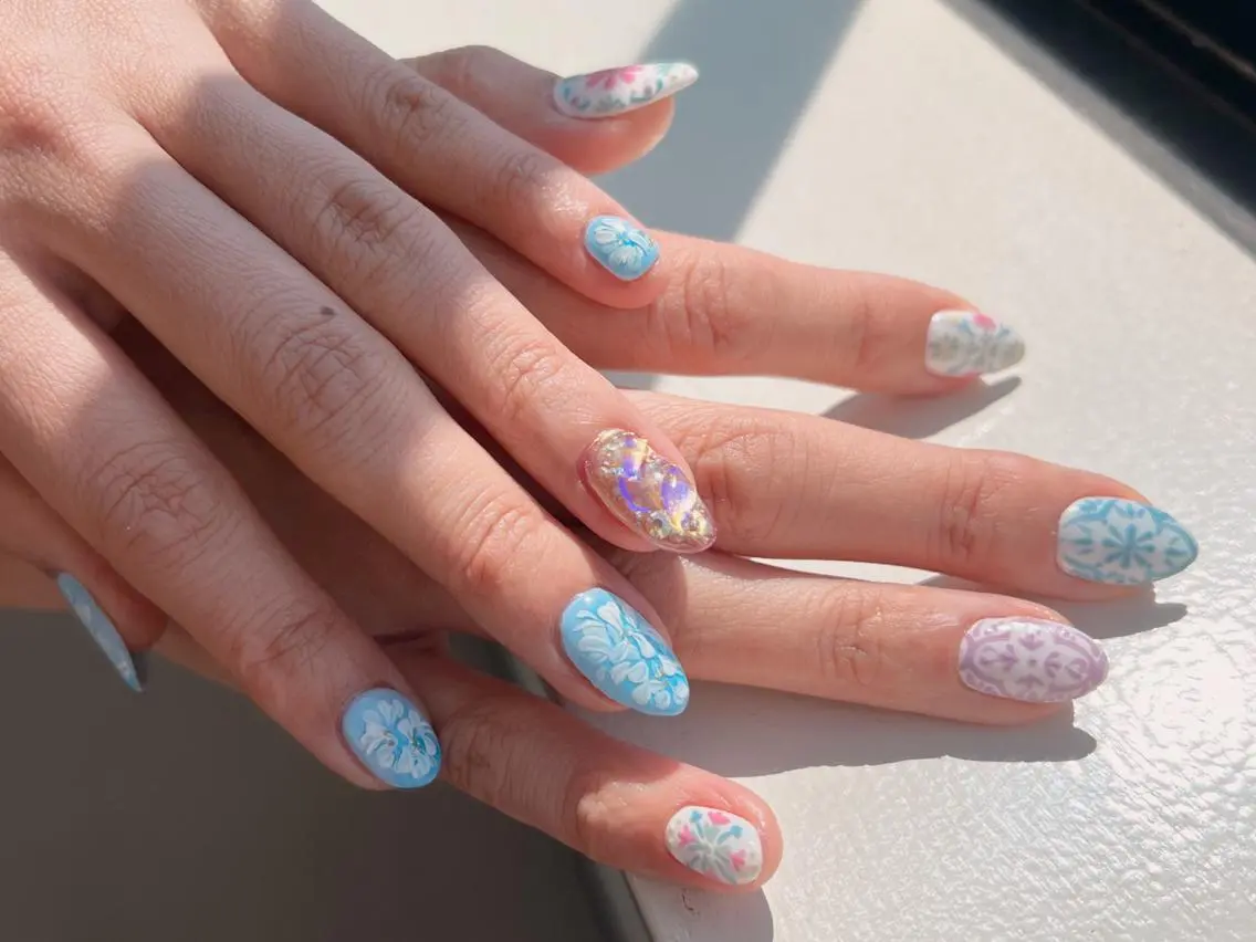 ネイル ハンドネイル Luna nails Yukiのネイルデザイン