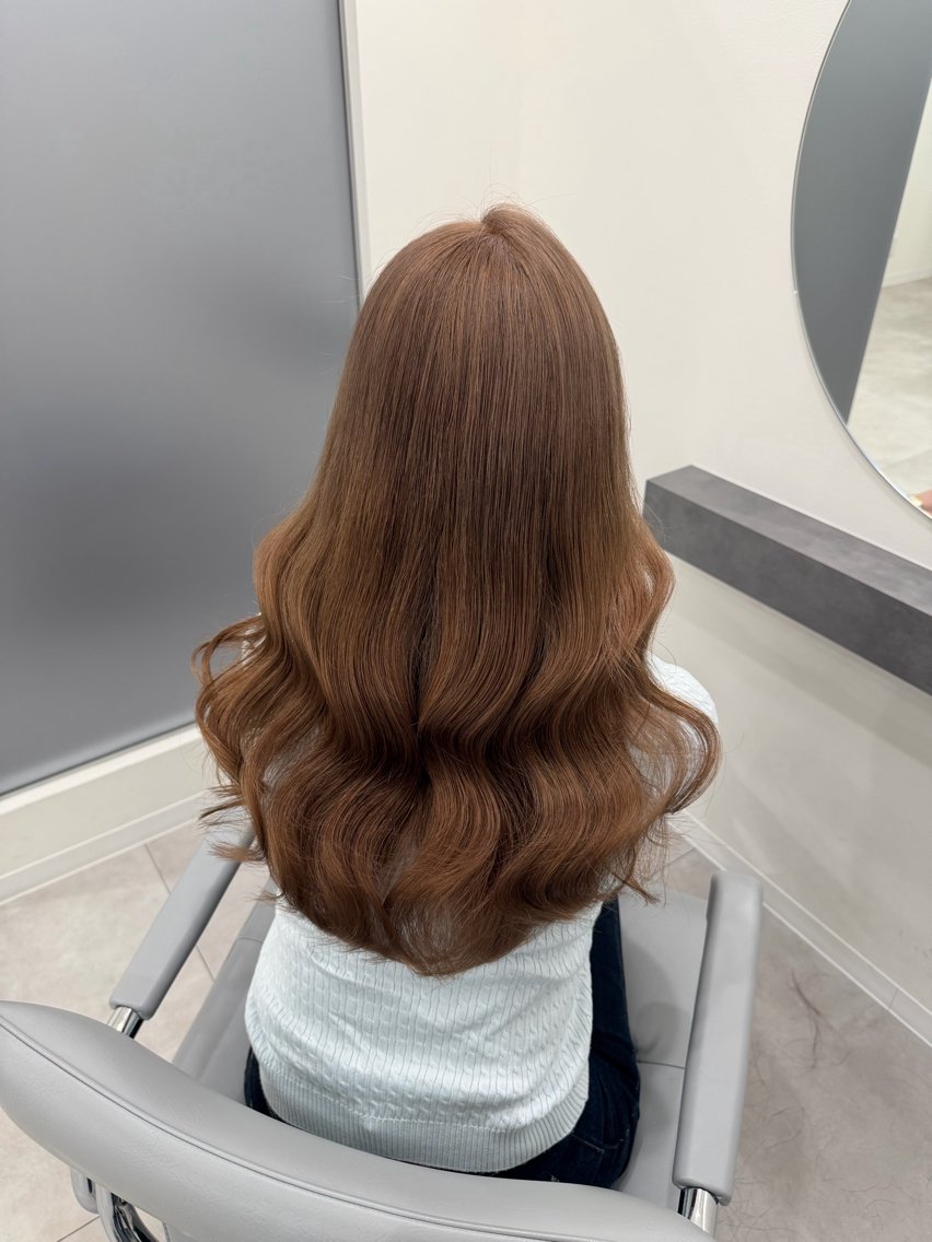 ロング カラー ベージュカラー ブリーチ 透明感カラー ヘアカラー XIA AIMIのヘアスタイル
