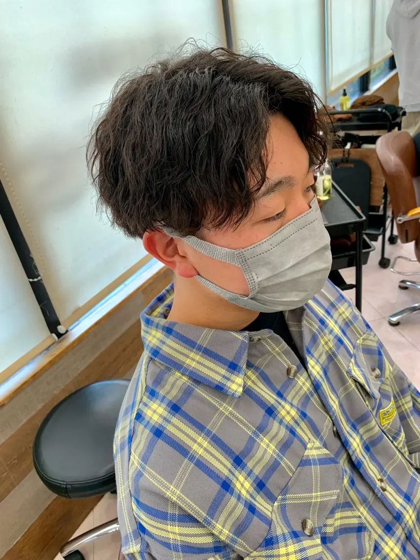 パーマ メンズ メンズパーマ カット パーマ 比嘉 秀弥のヘアスタイル