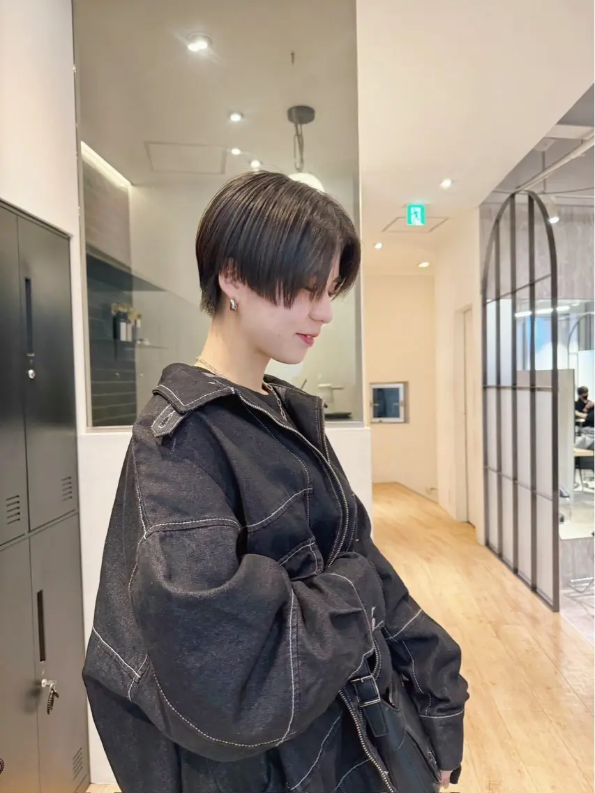 ショート カラー カット ヘアカラー トリートメント ROAMER スタイリストのヘアスタイル