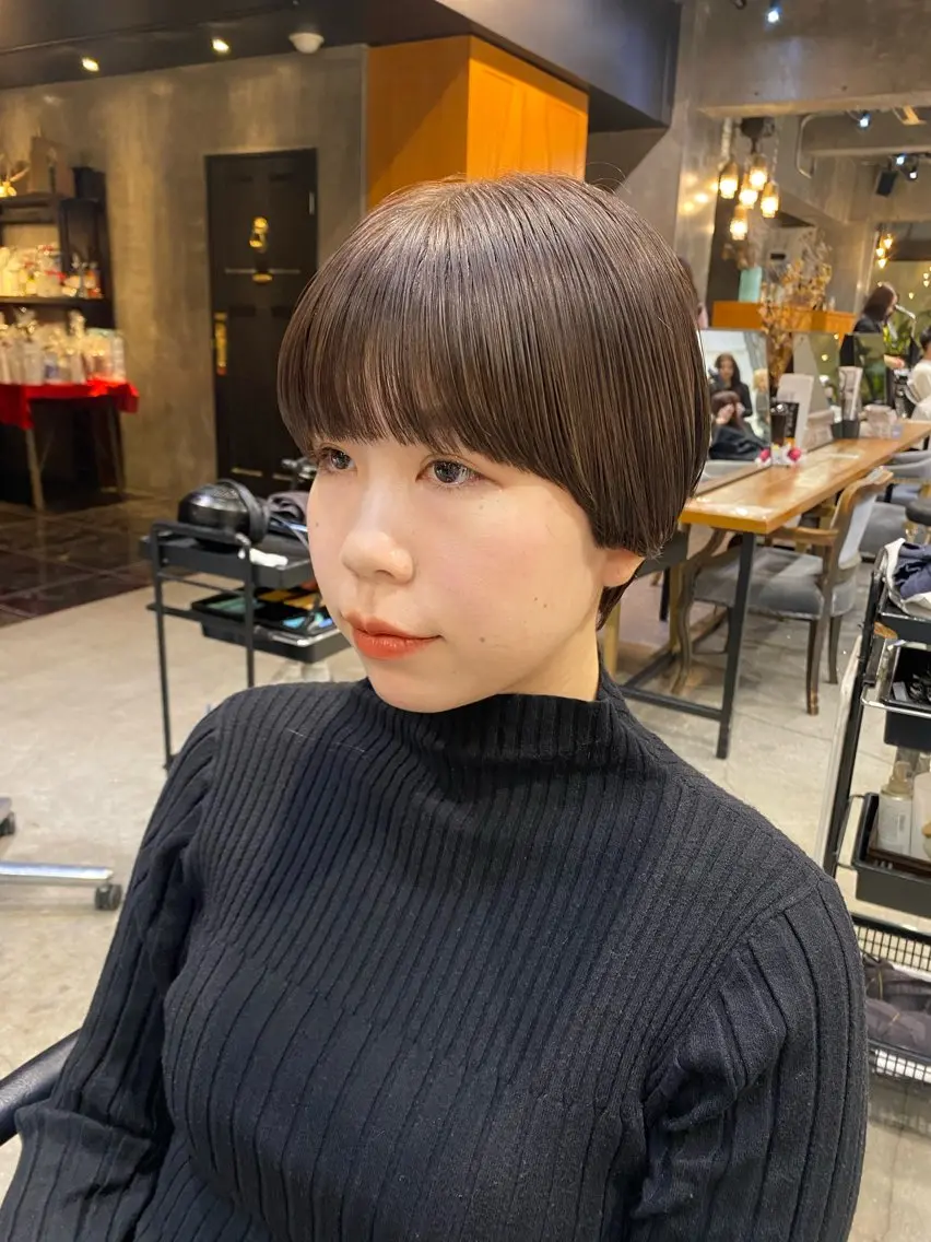ショート カラー 透明感カラー🌿 グレージュ🐺陽介のヘアスタイル