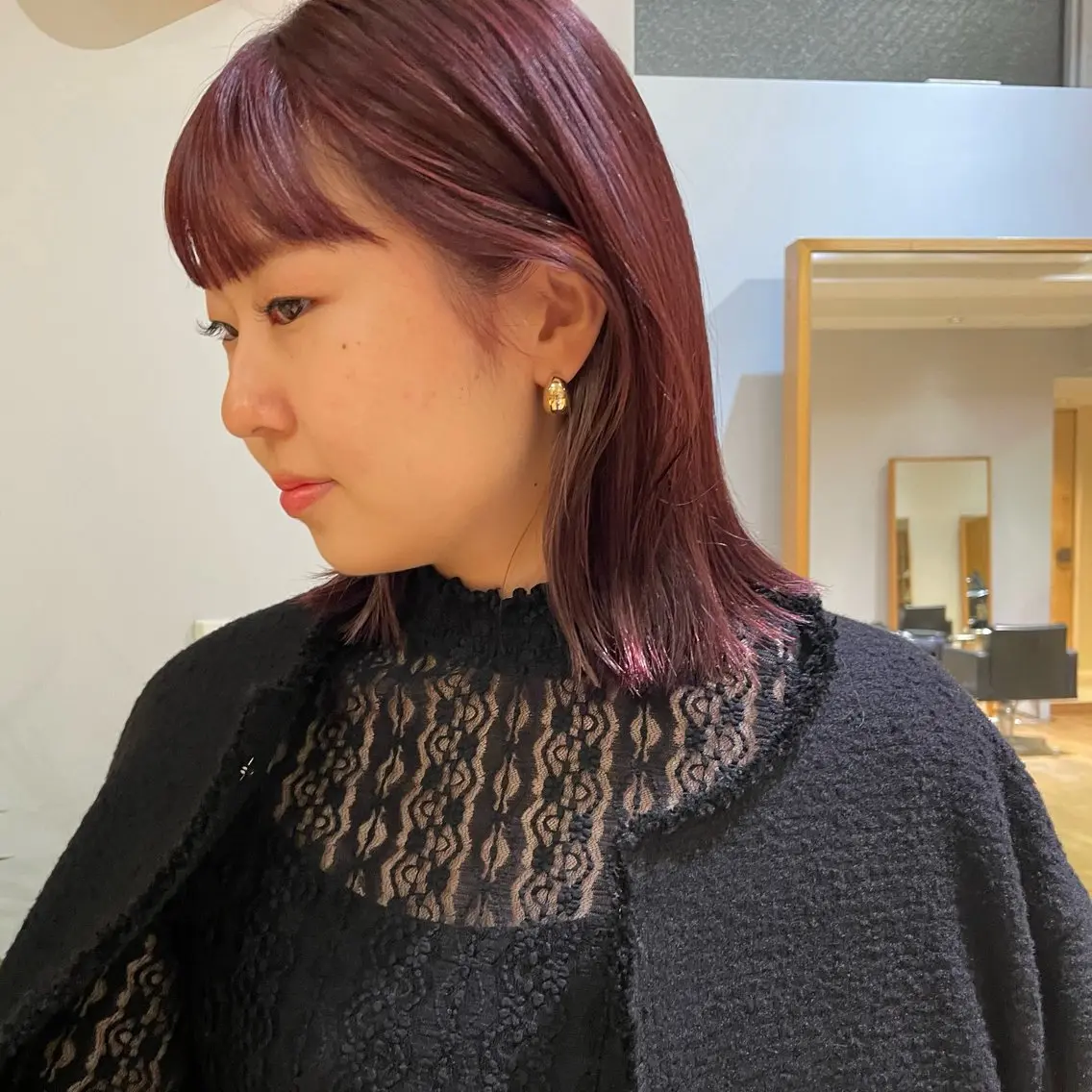 ミディアム 大橋 芽衣のヘアスタイル