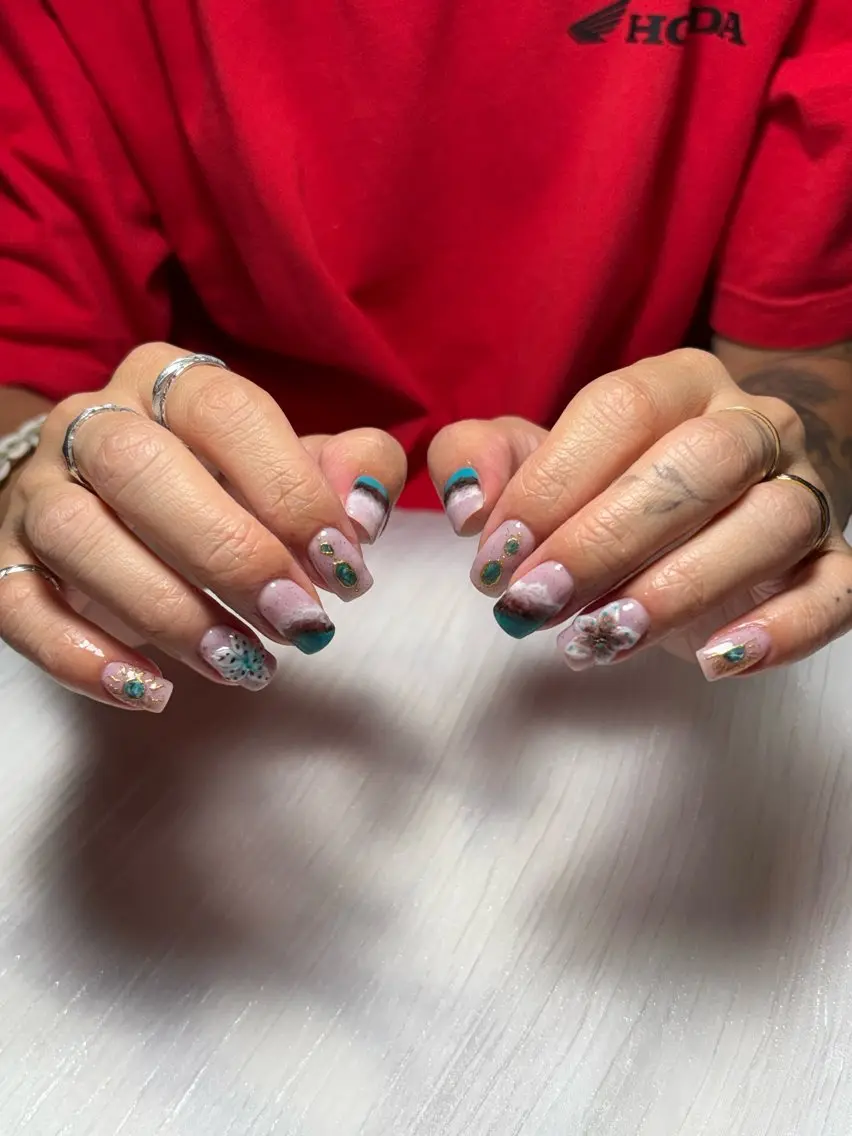 ミディアム ハンドネイル kapai nailのネイルデザイン