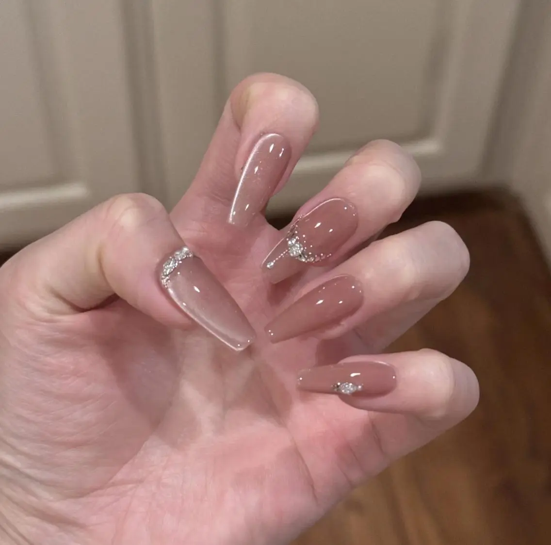 ネイル ハンドネイル エリ🫧 nail池袋東口のネイルデザイン