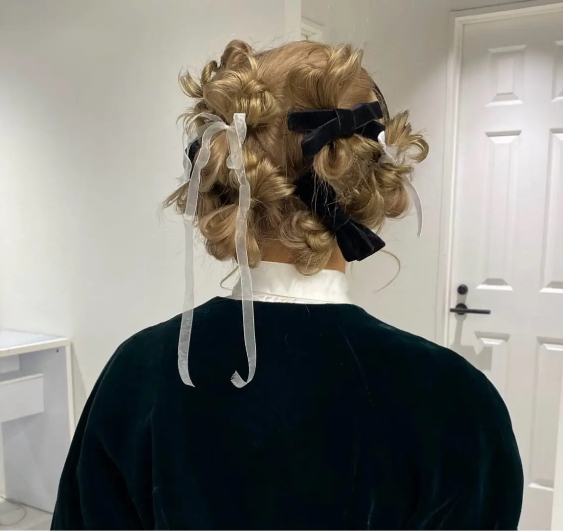 ヘアアレンジ サナ🎀髪質改善 /似合わせカラーのヘアスタイル