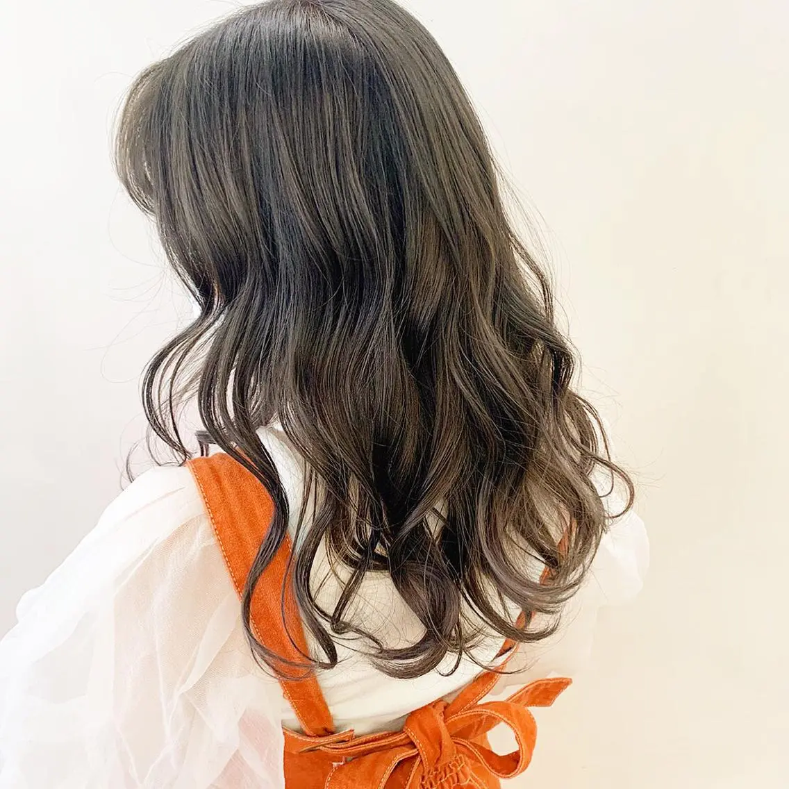 ロング カラー ベージュカラー シアーベージュ 表参道ヘアアレンジ aiのヘアスタイル