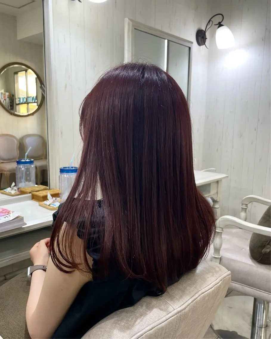セミロング ネモトメイナ🌿 今月末で退職しますのヘアスタイル
