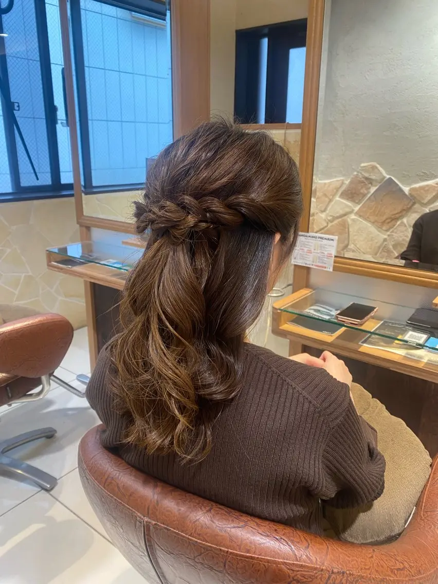 セミロング ヘアアレンジ ハーフアップ ヨシンモリ ヘアセット ♡ヘアアレンジ♡ naraのヘアスタイル