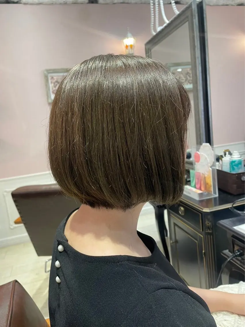 ショート カラー アルト 【blanc】春日のヘアスタイル
