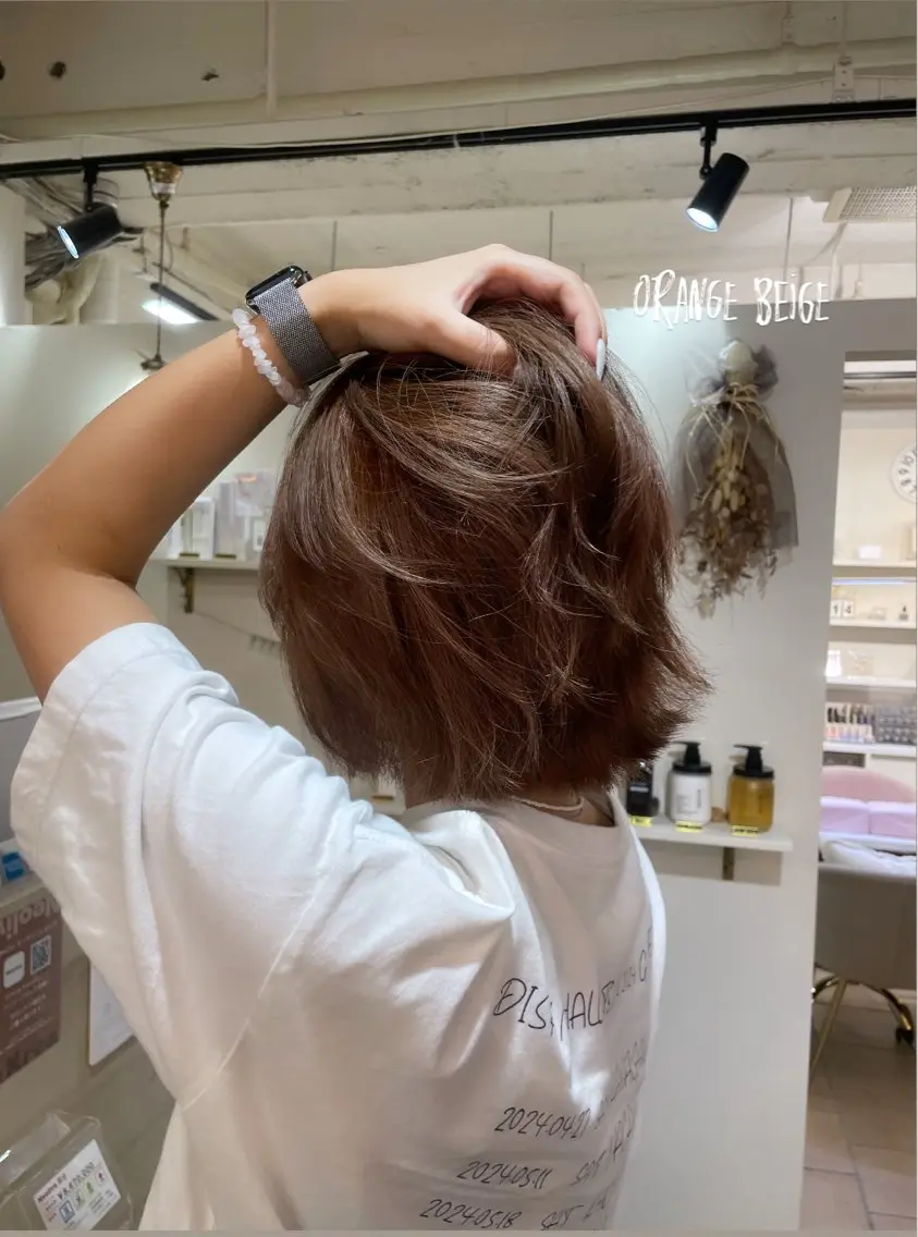 ショート カラー 顔周りレイヤー☆ スパ☆石上遥楓のヘアスタイル