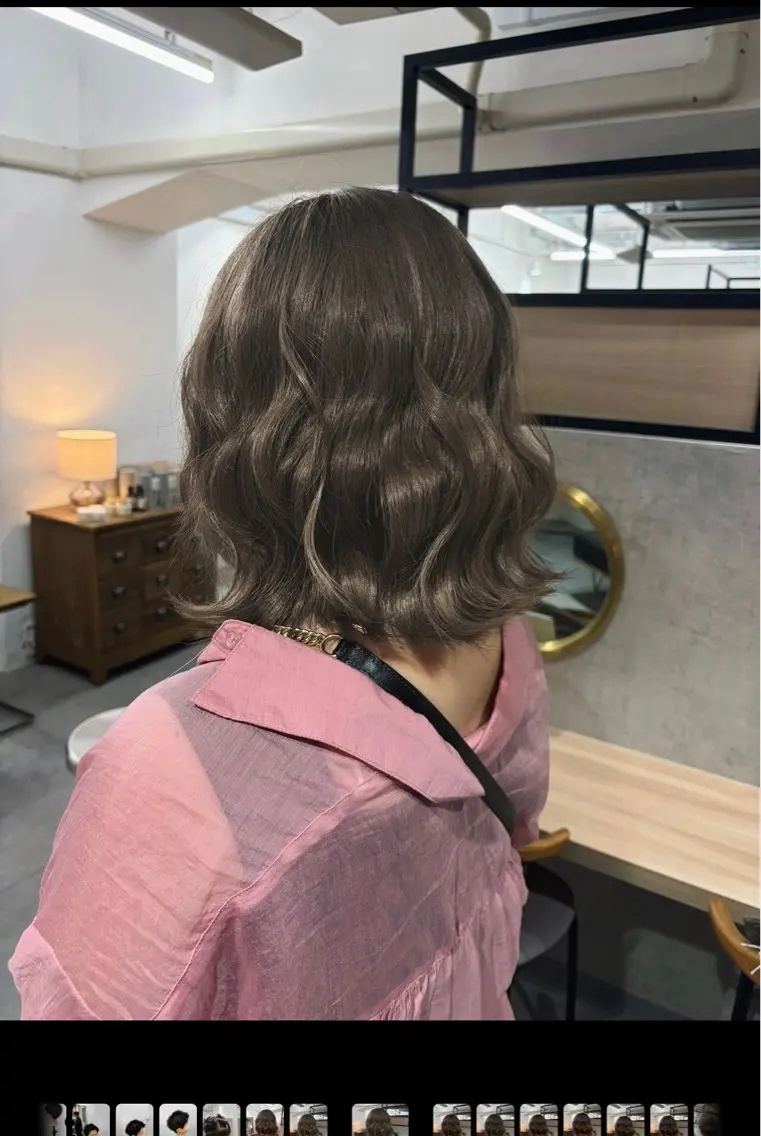 ミディアム 星 美羽のヘアスタイル