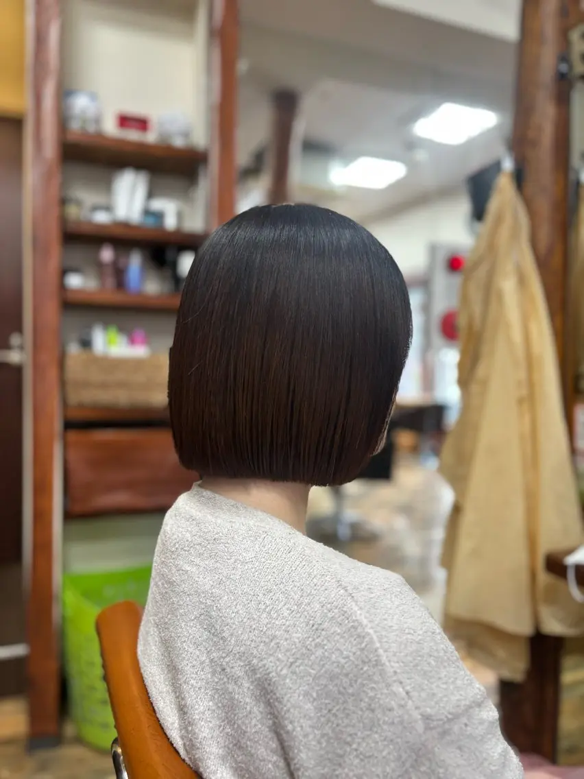 ショート ボブ もえ こーんのヘアスタイル