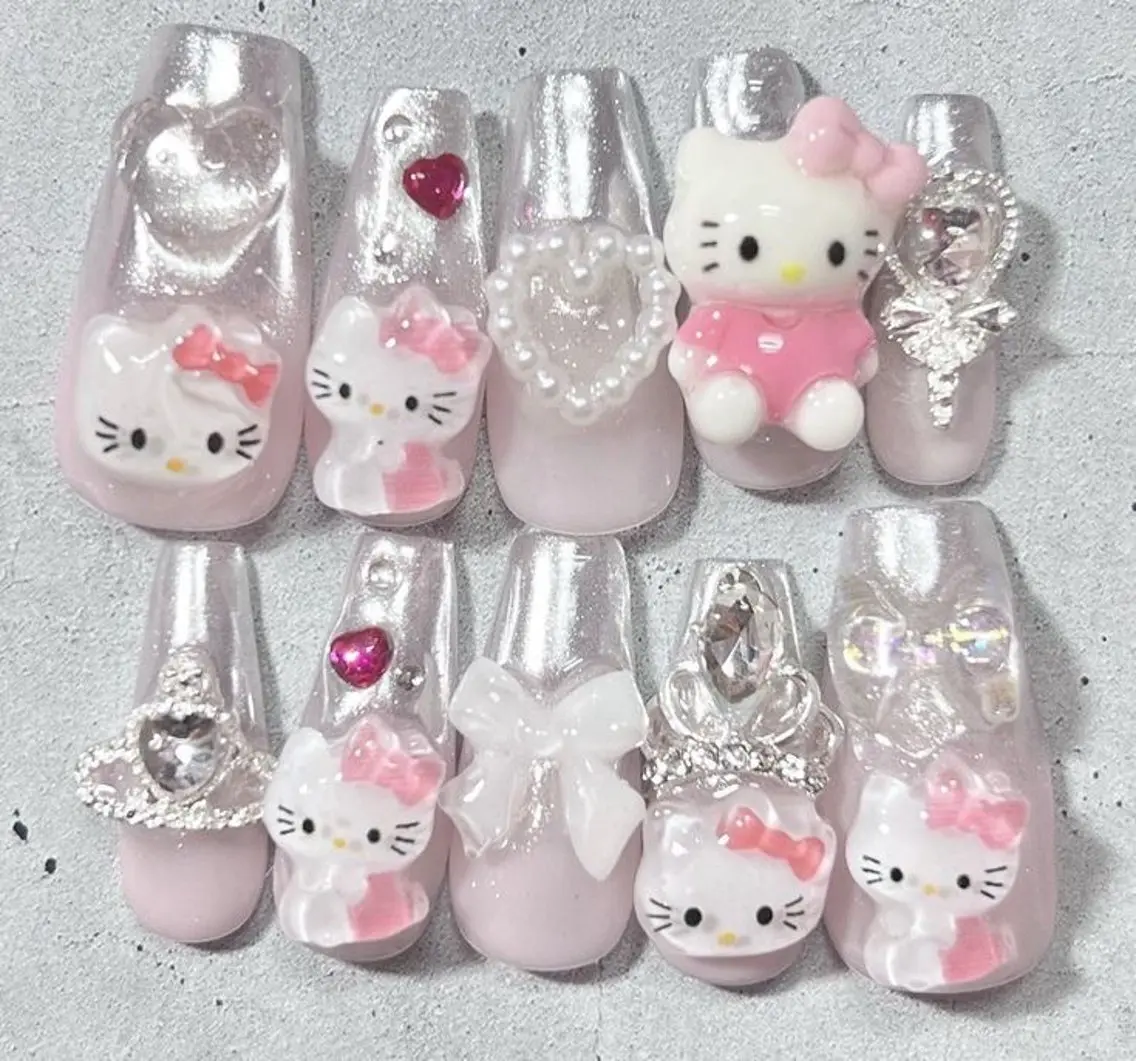 ネイル キラキラネイル 韓国ネイル マグネットネイル 持ち込み ネイルチップ ハンドネイル Himeka Bling.Nailのネイルデザイン