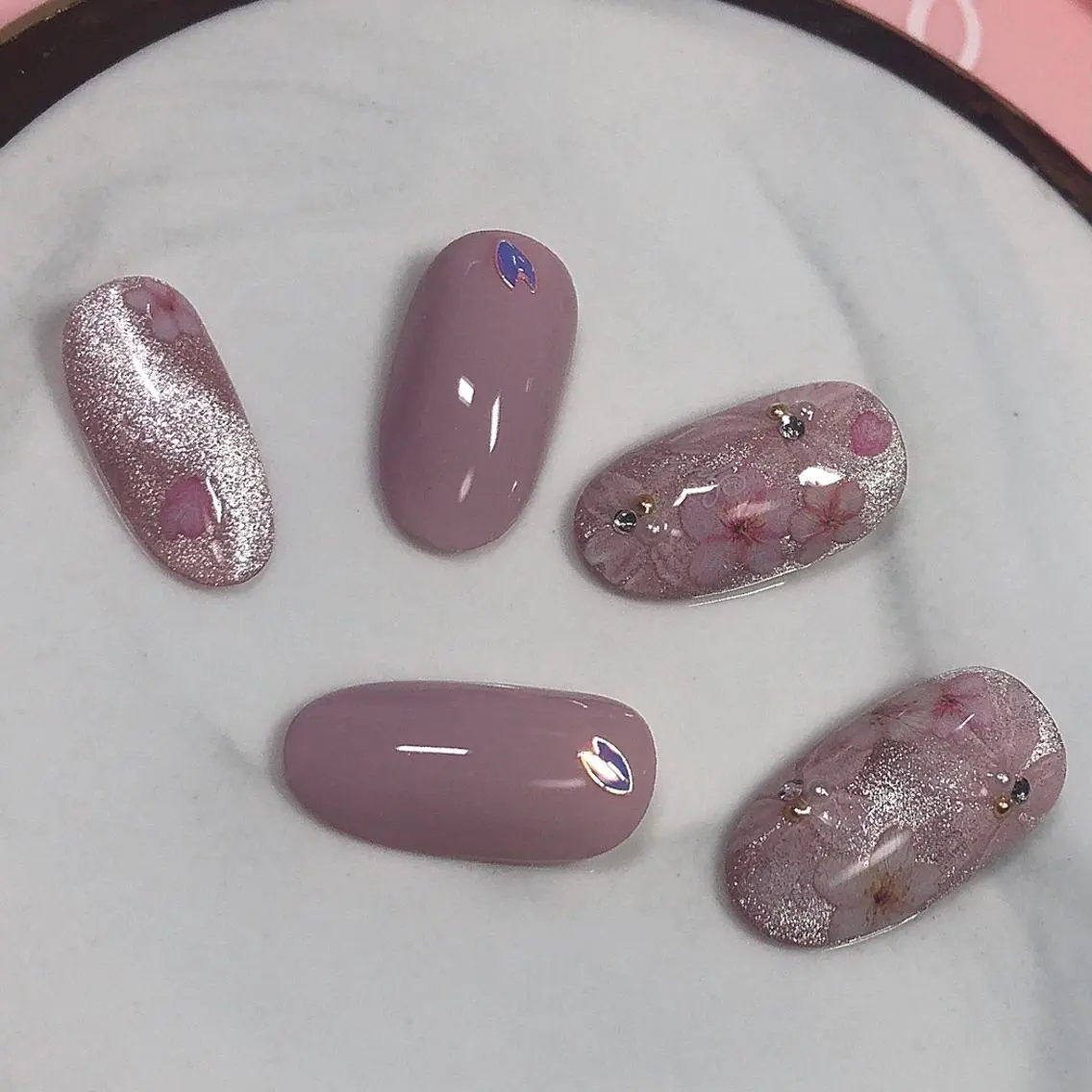ネイル 桜ネイル .Nails Mio 赤羽西ネイルサロンのネイルデザイン