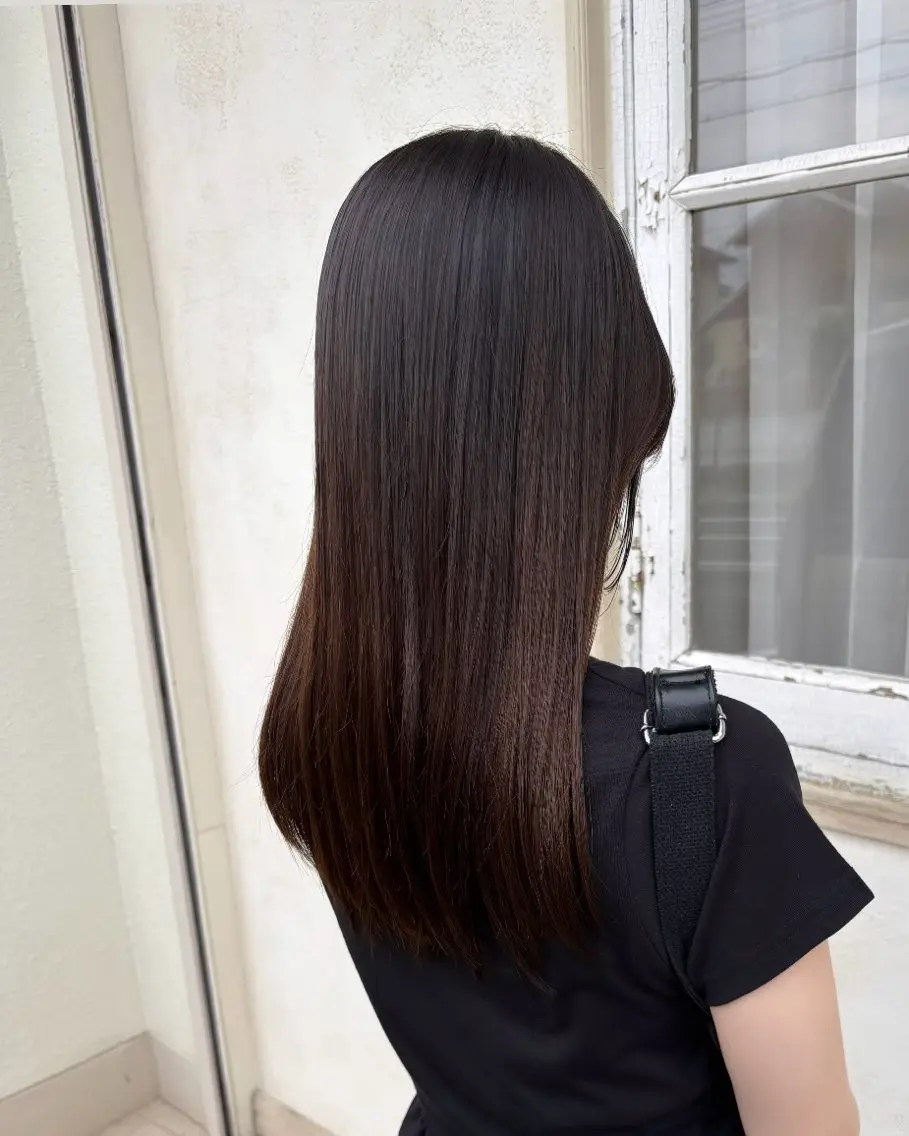 ロング くせ毛 髪質改善 縮毛矯正 カット 縮毛矯正 トリートメント 中垣 茉百奈のヘアスタイル
