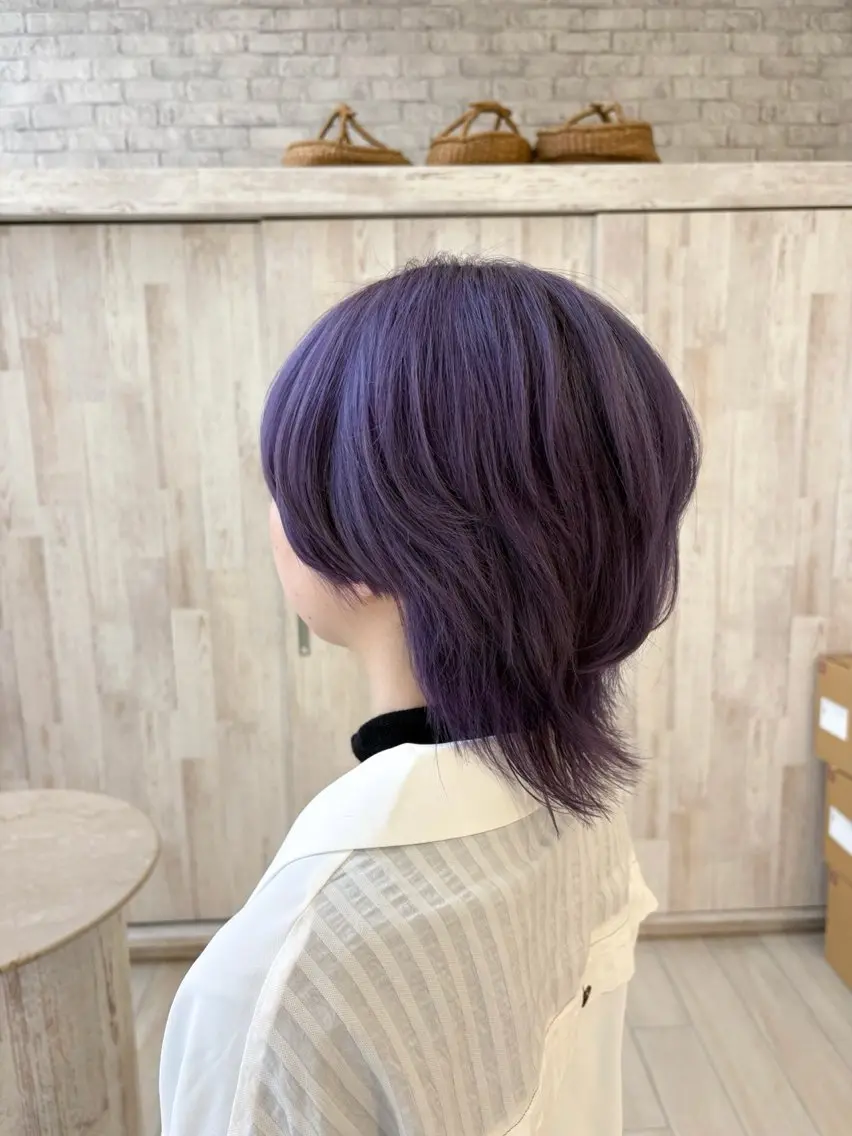 ショート カラー ブリーチ ラベンダーカラー カット ヘアカラー トリートメント ハイトーン/ブリーチ 🤍足立里湖のヘアスタイル