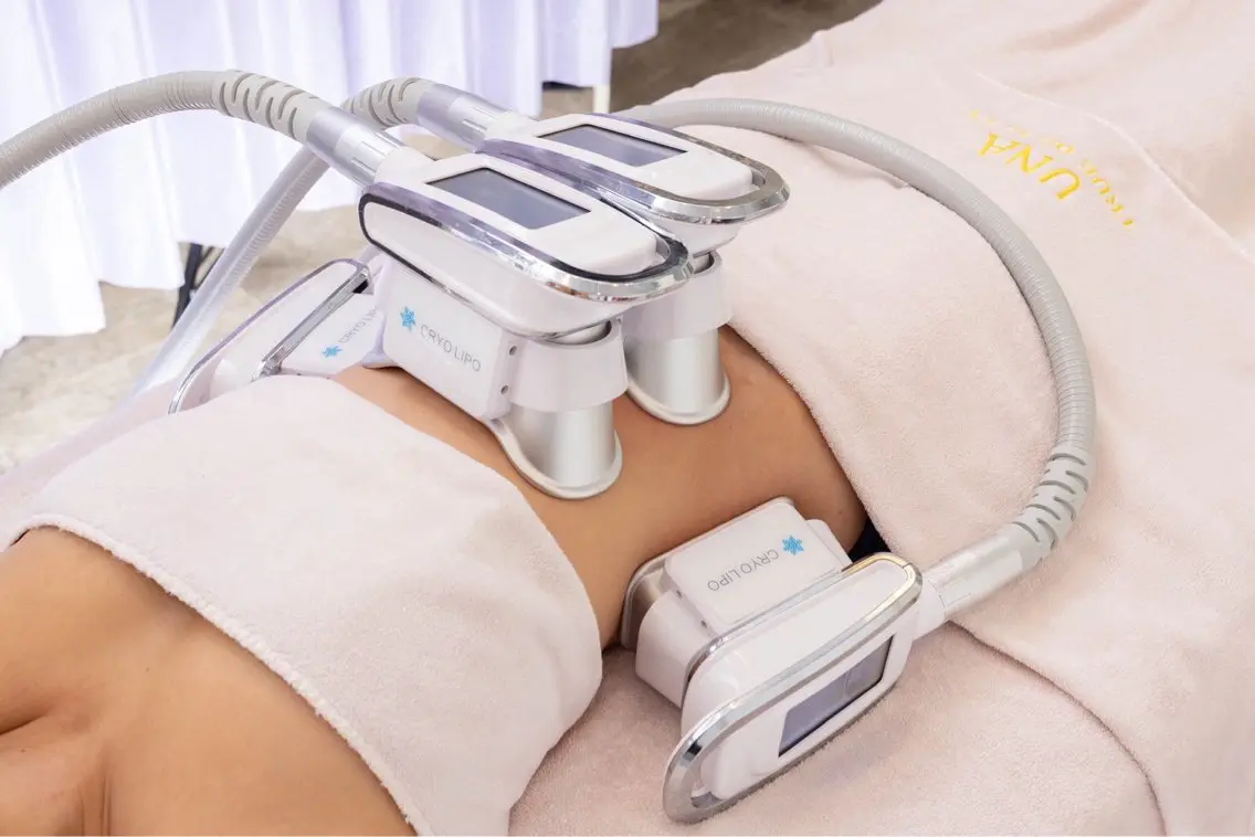 お腹や太ももなど気になる部位をピンポイントでダイエット！運動不足に筋トレ効果の電磁パルスマシン20分付きの写真