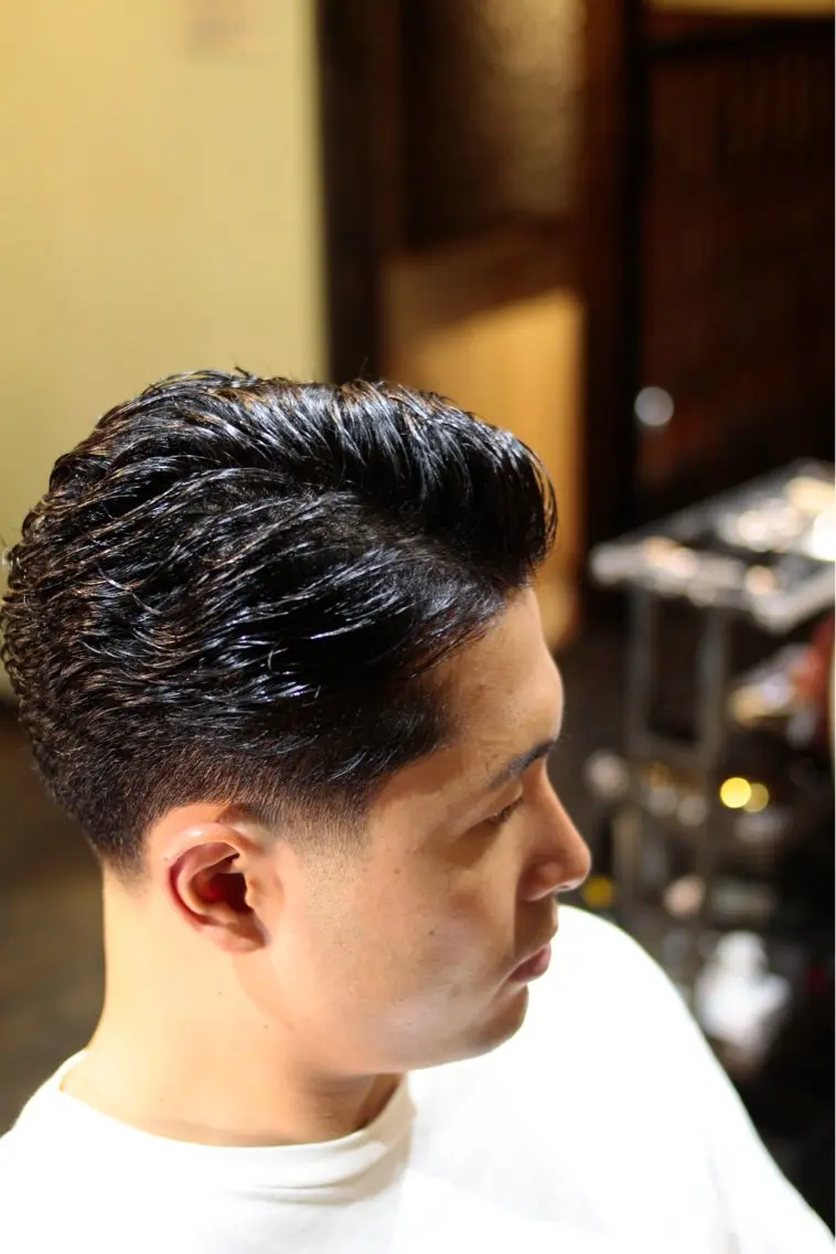 ショート メンズ フェードカット 濡れパン 七三 カット 中西 弘樹のヘアスタイル