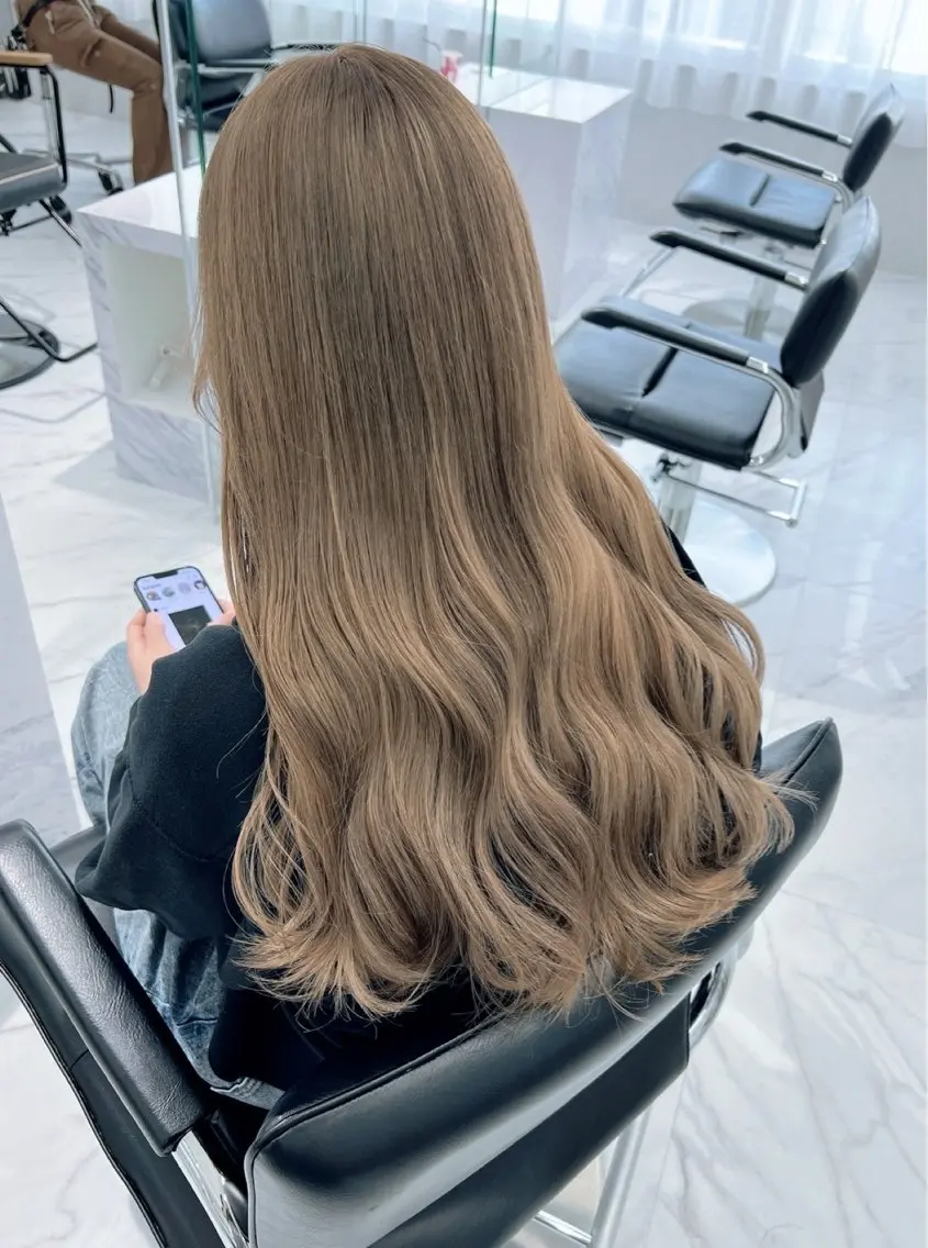 ロング カット ヘアカラー トリートメント ヘッドスパ ヘアセット sweep˖ ࣪⊹ ルカ┊ケアブリーチのヘアスタイル