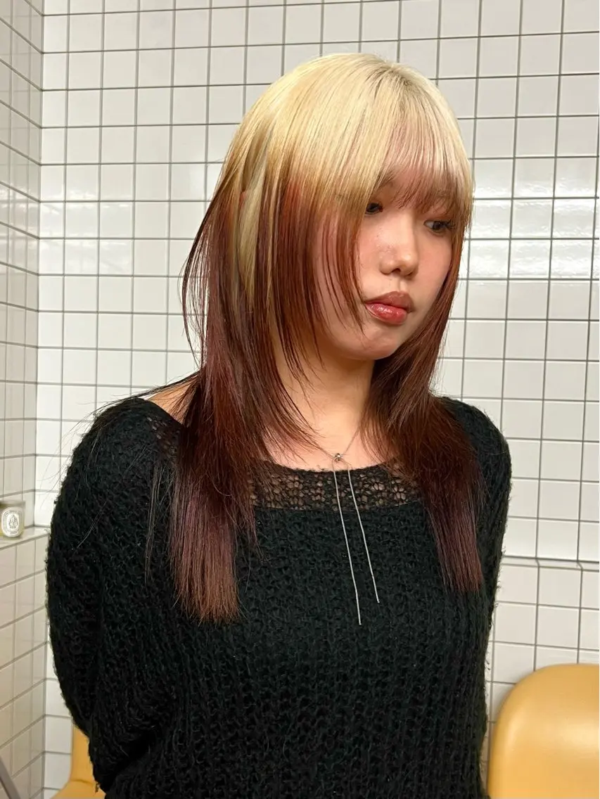 ミディアム カラー ブリーチ ケアブリーチ ダブルカラー ハイトーンカラー ボブ カット ヘアカラー トリートメント レイヤー専門家 ダブルカラー修のヘアスタイル