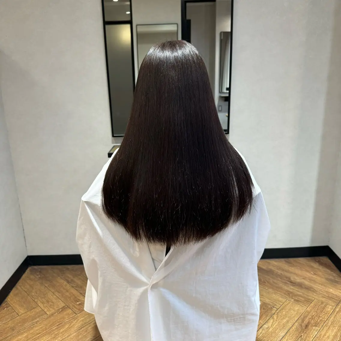 ロング 檜谷 晴　顔周りカットのヘアスタイル