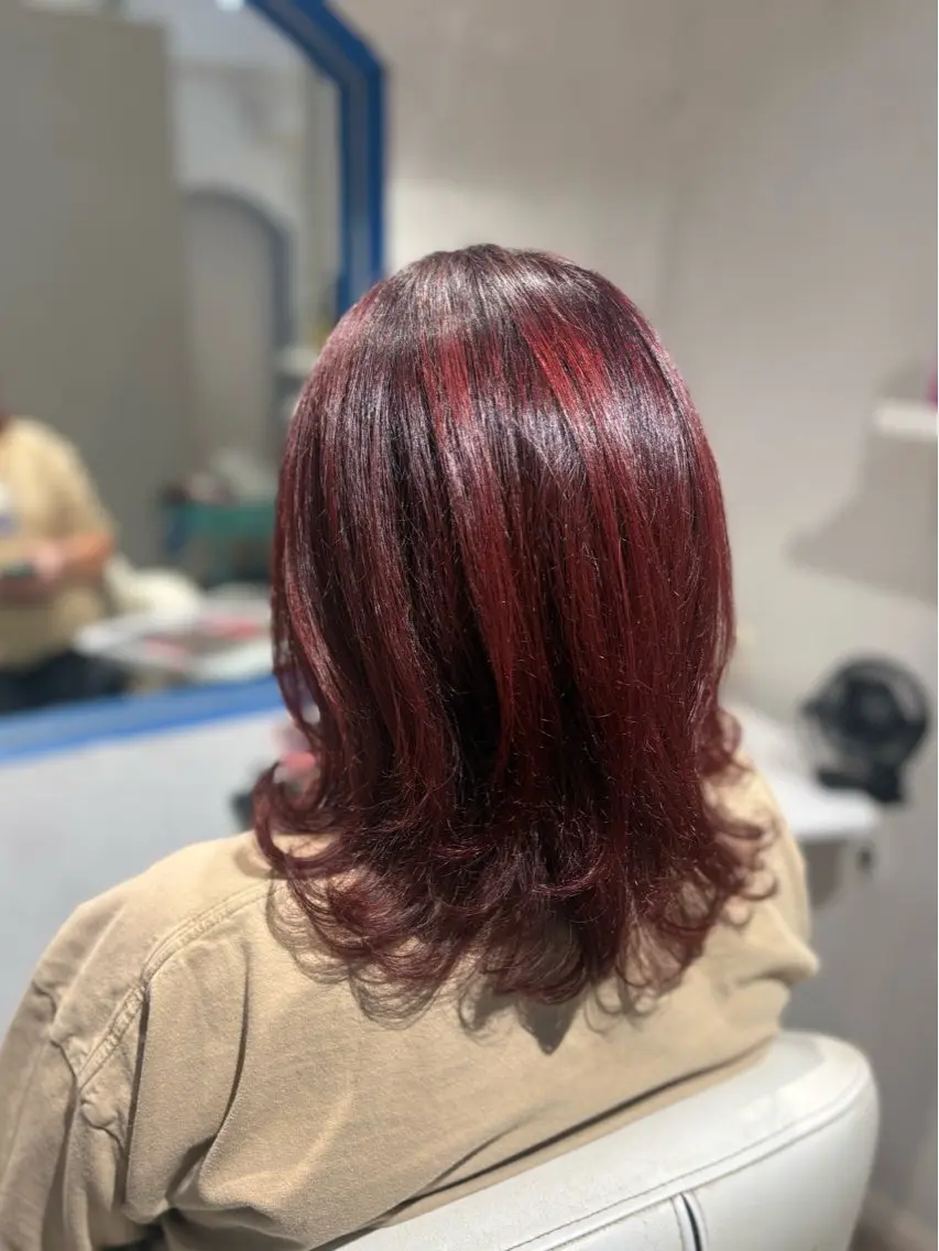 ミディアム カラー ボルドーカラー ピンクカラー カット ヘアカラー トリートメント ヘッドスパ MASUMI hair&spaのヘアスタイル