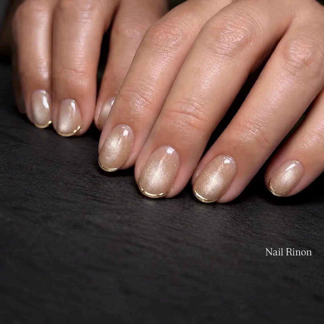 ネイル ゴールド マグネットネイル ハンドネイル Nail Rinonのネイルデザイン