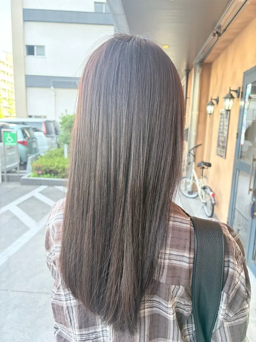セミロング カラー アッシュ アッシュブラウン ブラウンカラー カラーモデル募集中/ 戸部ありすのヘアスタイル