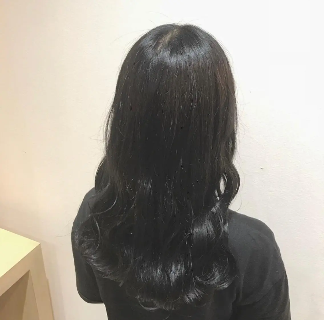 ロング カラー アッシュ ベージュカラー 阿部 響香のヘアスタイル