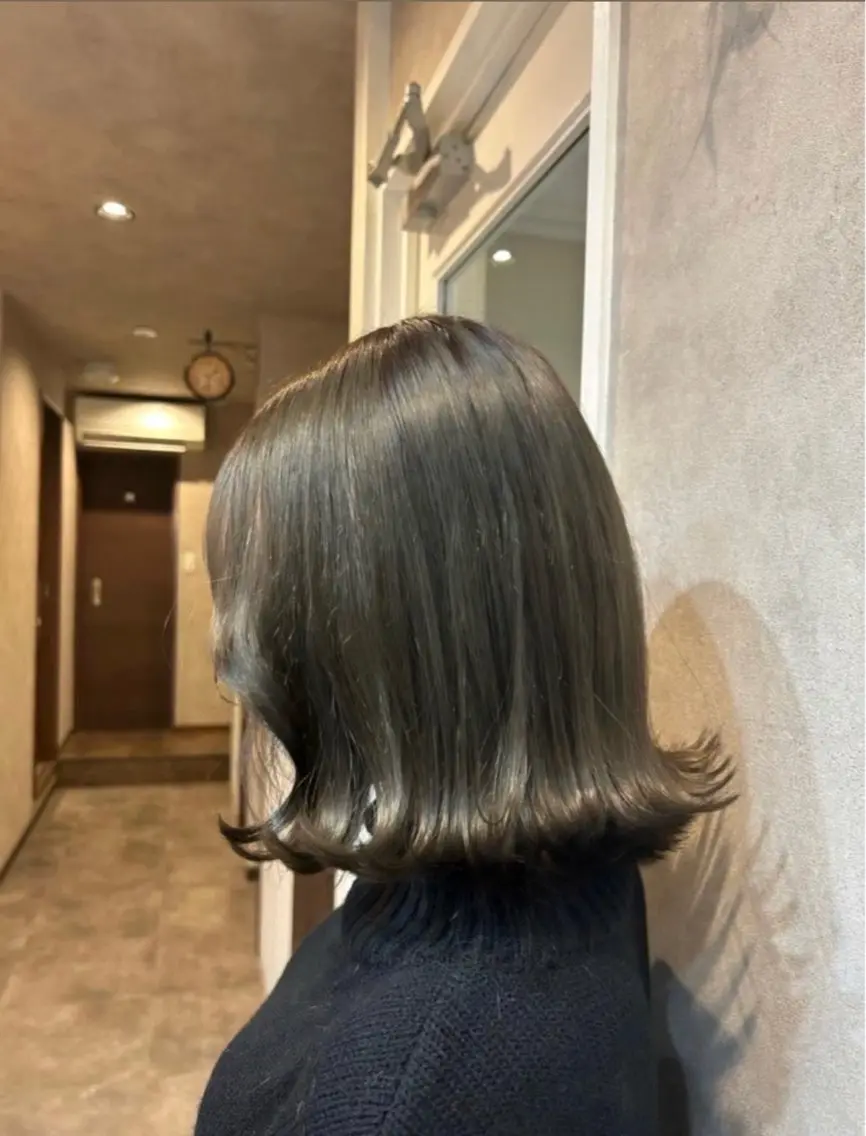 ミディアム ボブ カット ヘアカラー トリートメント silk🐶 ayaneのヘアスタイル