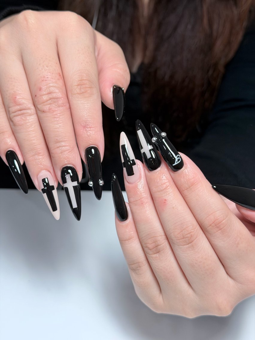 ネイル フットネイル フレンチネイル グラデーション 韓国ネイル ロングネイル ハンドネイル Miyabie' Nail Salonのネイルデザイン