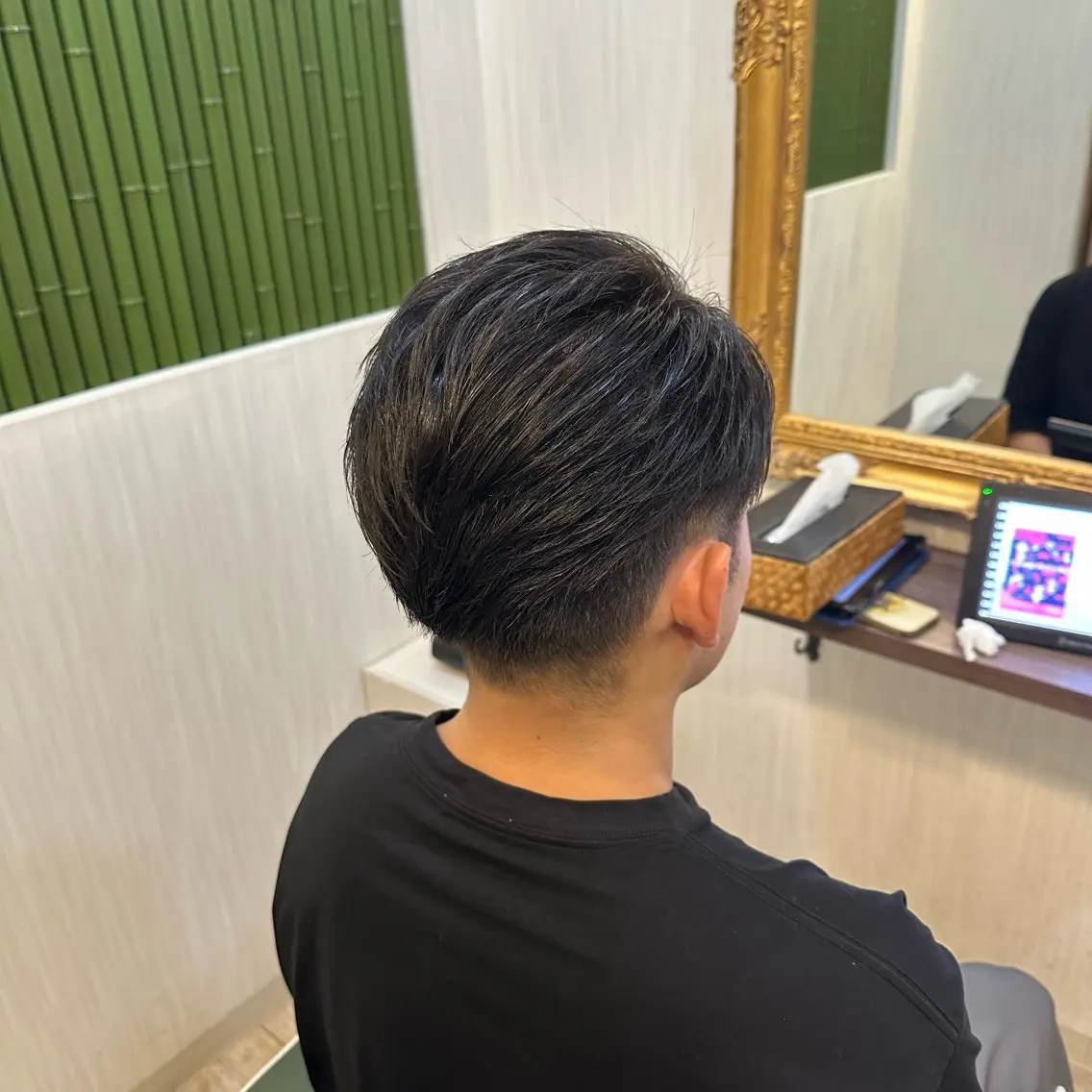ショート メンズ カット パーマ 矢内 結菜のヘアスタイル
